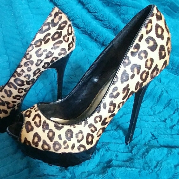 SEXY Bakers heels - Picture 2 of 2